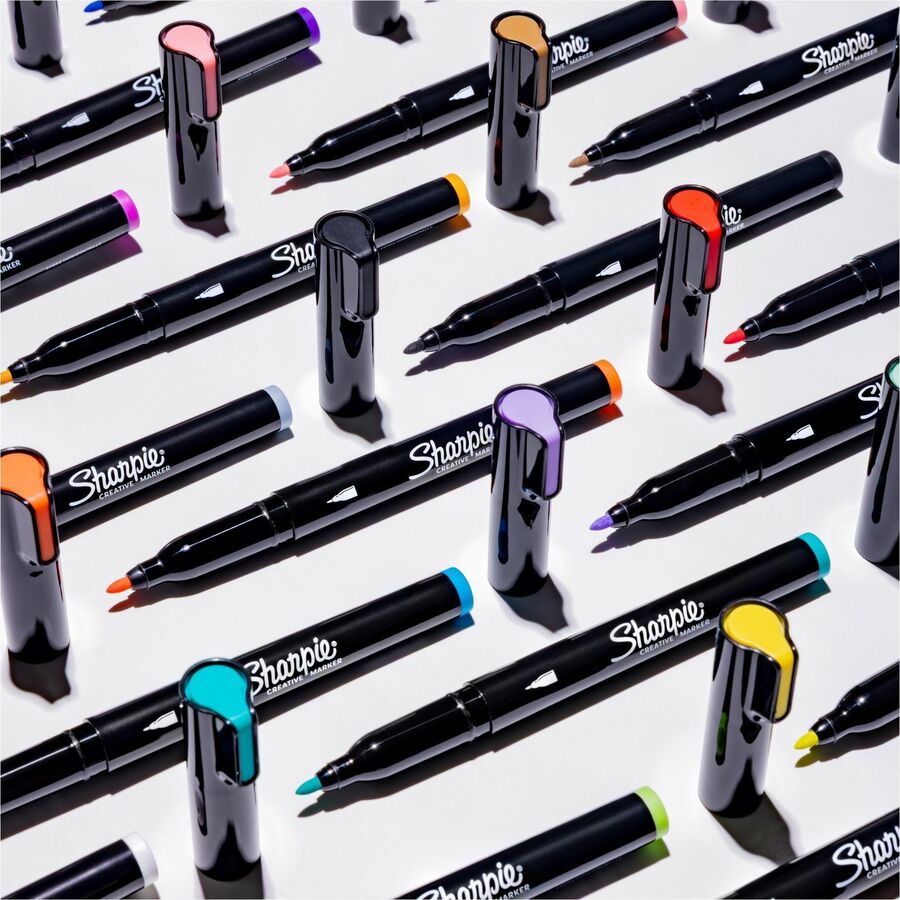 Sharpie Creative Markers - Water Based, Acrylic Based - Multipurpose - 12 / Pack