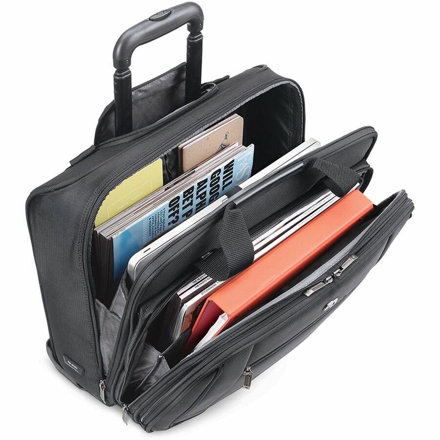 Solo Classic Carrying Case (Portfolio) for 17.3" Notebook - Black - Polyester Body - Handle - 14" Height x 16.8" Width x