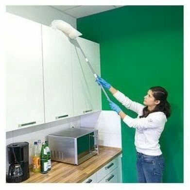 Unger StarDuster Pro Duster - Lamb's Wool Bristle - 60" Overall Length - Gray Plastic Handle - Gray, White