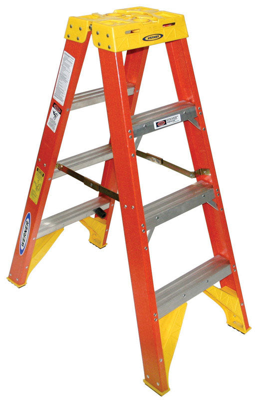 Werner 4 ft. H Fiberglass Step Ladder Type IA 300 lb. cap.