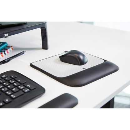 3M Precise Mouse Pad with Gel Wrist Rest - 0.70" Height x 8.50" Width x 9" Depth - Black - Gel - 1 Each