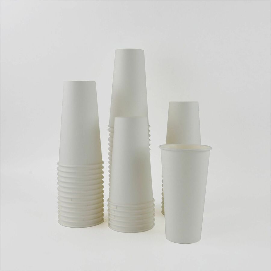 Genuine Joe 20 oz Disposable Hot Cups - 20 fl oz - White - Polyethylene - 20 / Carton