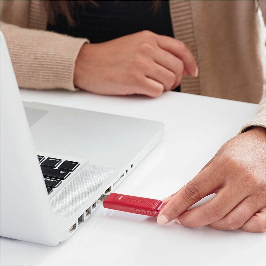 Verbatim 32GB Store 'n' Go USB Flash Drive - 3pk - Red, Green, Blue - 32 GB - USB 2.0 Type A - Blue, Green, Red - Lifeti