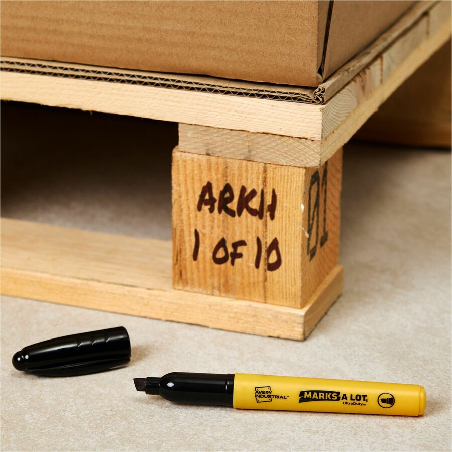 Avery® Marks A Lot UltraDuty Markers, Chisel Tip, 2 Assorted Markers (29863) - Black, Red Ink - Polyester Tip - 2 / Pack