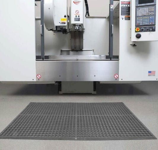 Workstep™ Cutting Fluid-Resistant Mat